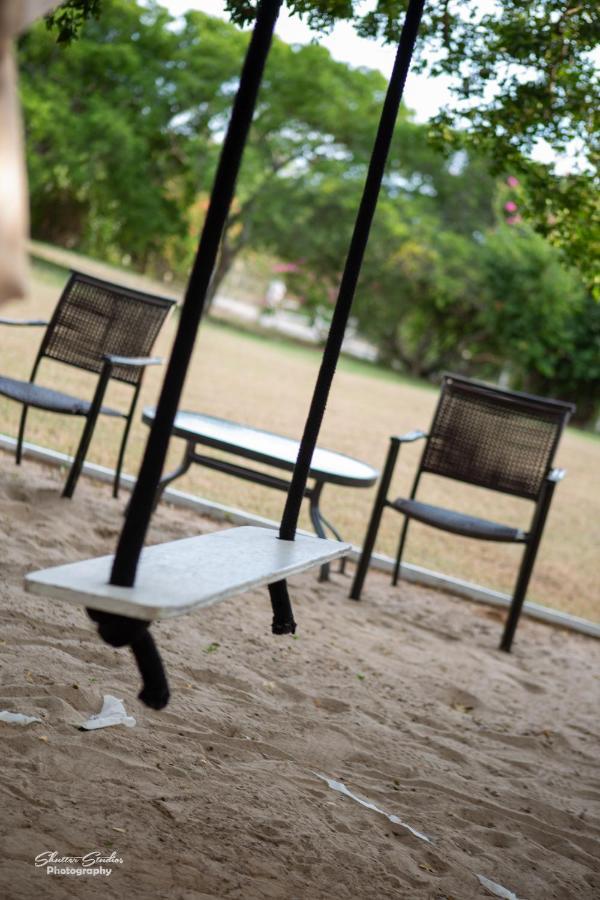 Treasure Beach Inn And Bar Zewnętrze zdjęcie